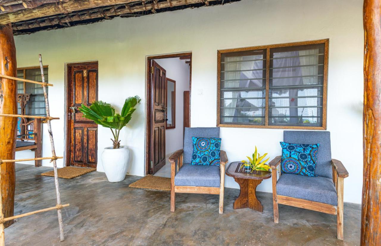 Poa Poa Bungalows Kiwengwa  Exterior photo